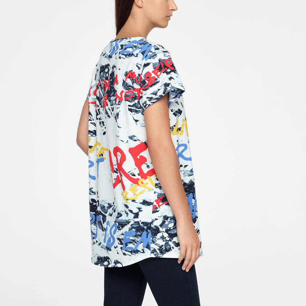 Sarah Pacini T-SHIRT - STREET ART Achterzijde