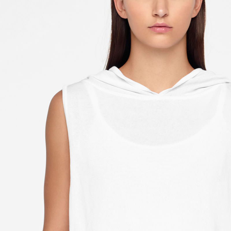 Sarah Pacini PULL STYLE URBAIN - CAPUCHE De face