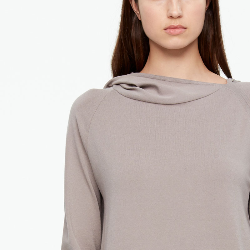 Sarah Pacini LONG SWEATER MIT KAPUZE Vorne