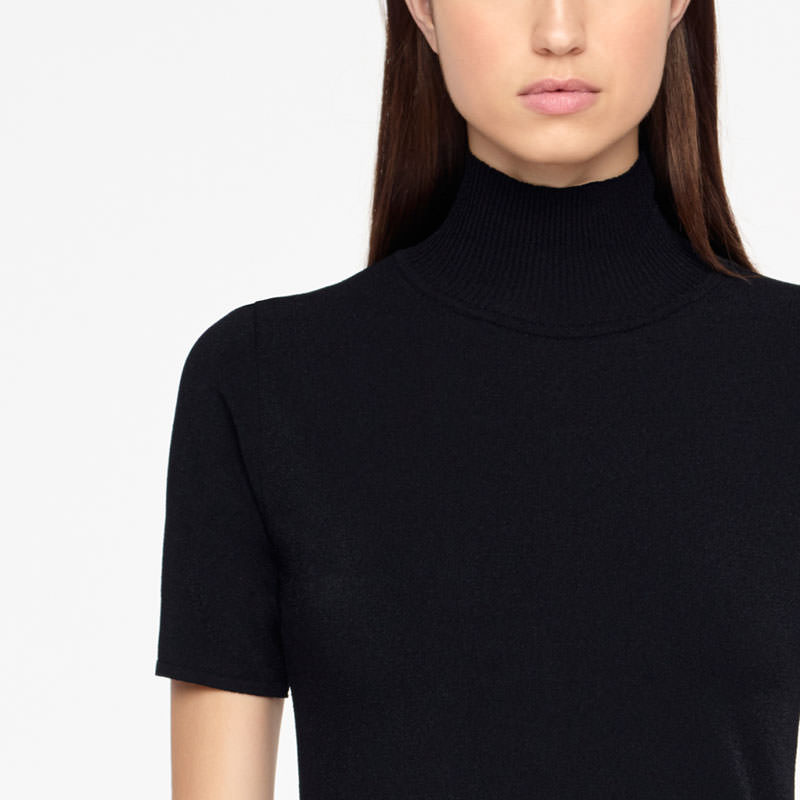 Sarah Pacini SWEATER - GERIPPTER STEHKRAGEN Vorne