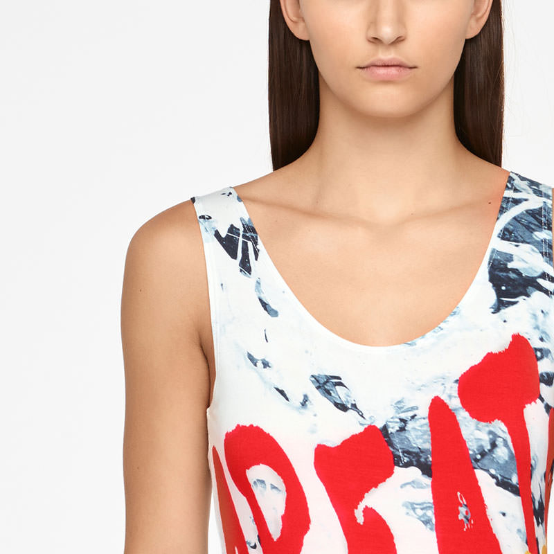 Sarah Pacini ANAÏS T-SHIRT - STREET ART Voorzijde