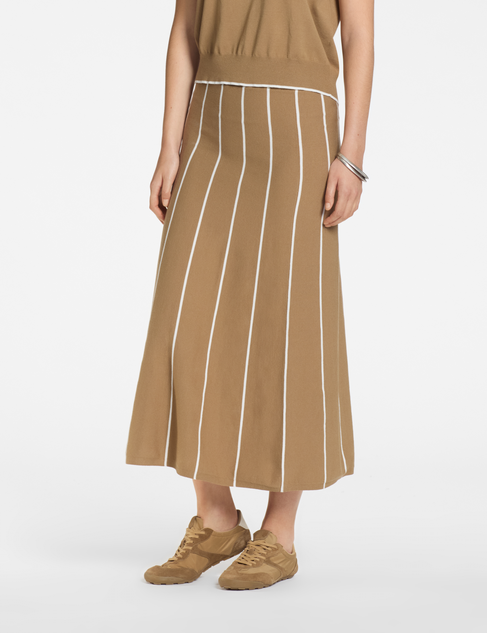 Craft long knit skirt – contrast lines by Sarah Pacini