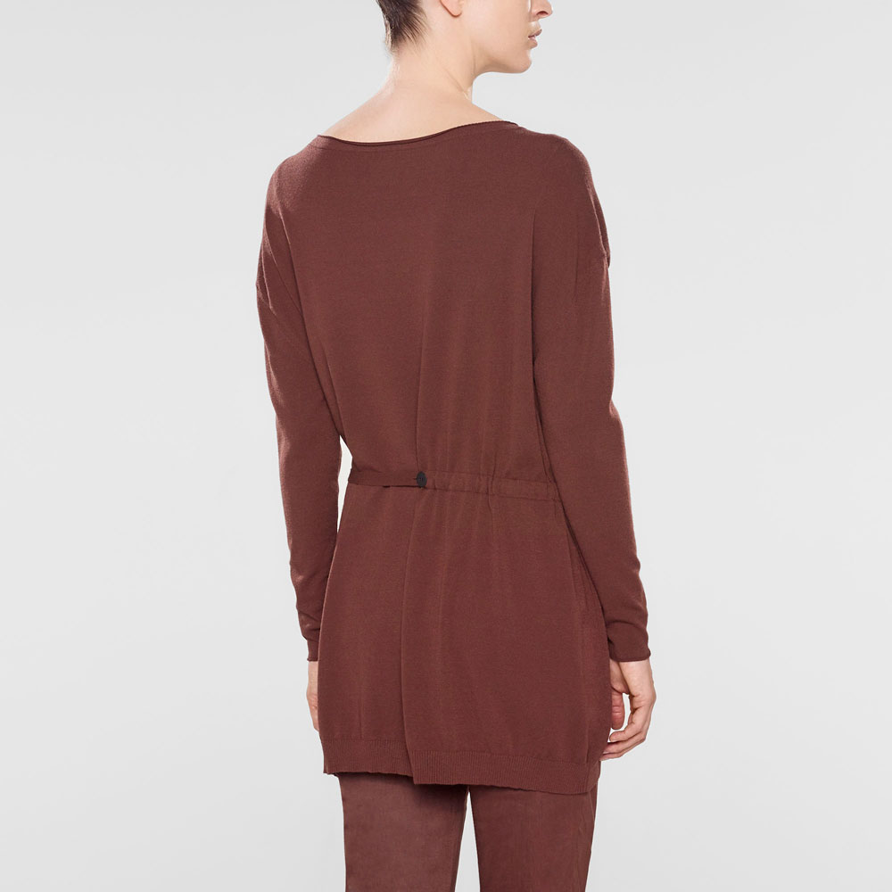 Sarah Pacini Pull long à col en v, ceinture souple Derrière