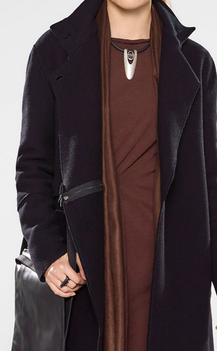 Sarah Pacini Pull long avec ceinture souple Look