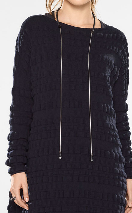 Sarah Pacini Pull long ample Look