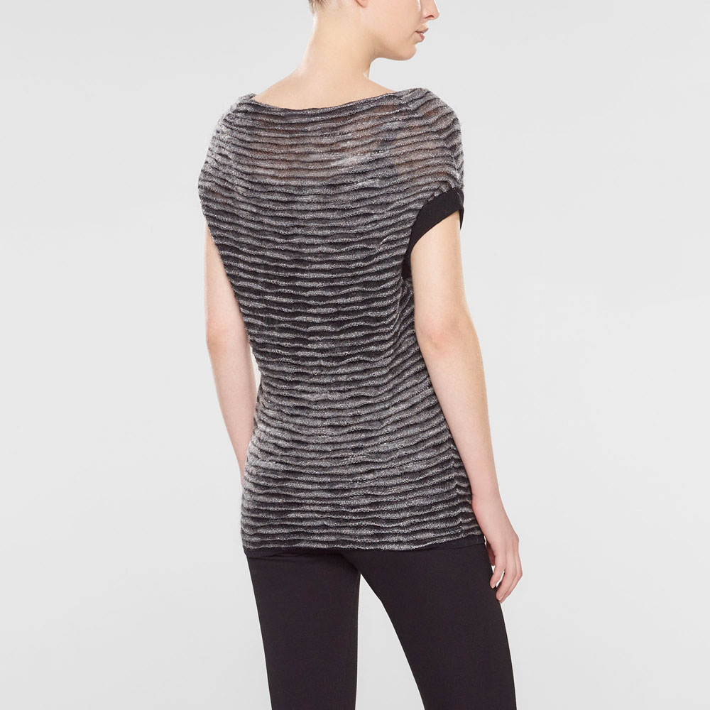 Sarah Pacini Pull sans manches, col bénitier Derrière