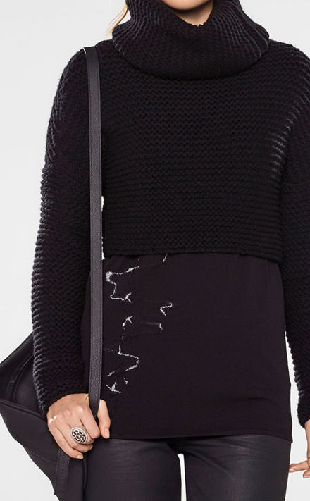Sarah Pacini Pull court à col cheminée Look