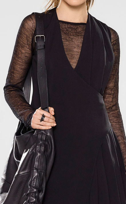 Sarah Pacini Robe longue asymétrique Look
