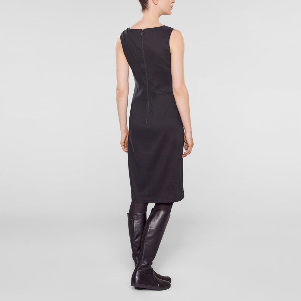 Sarah Pacini Robe longue sans manches Derrière