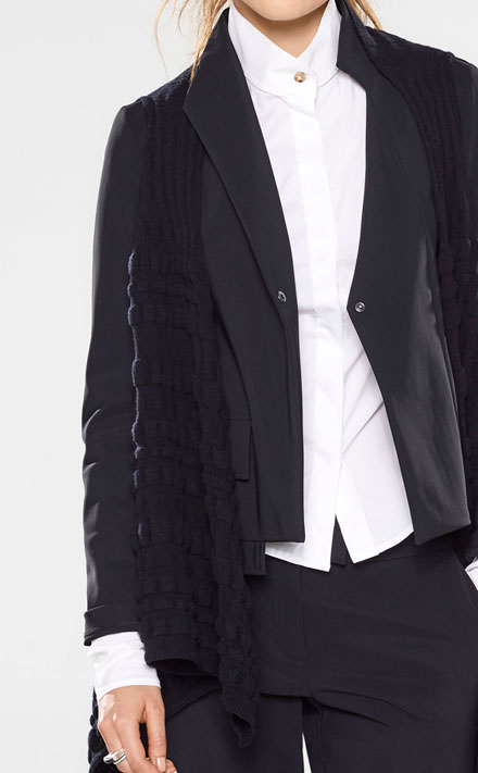 Sarah Pacini Short jacket, asymmetrical collar Look