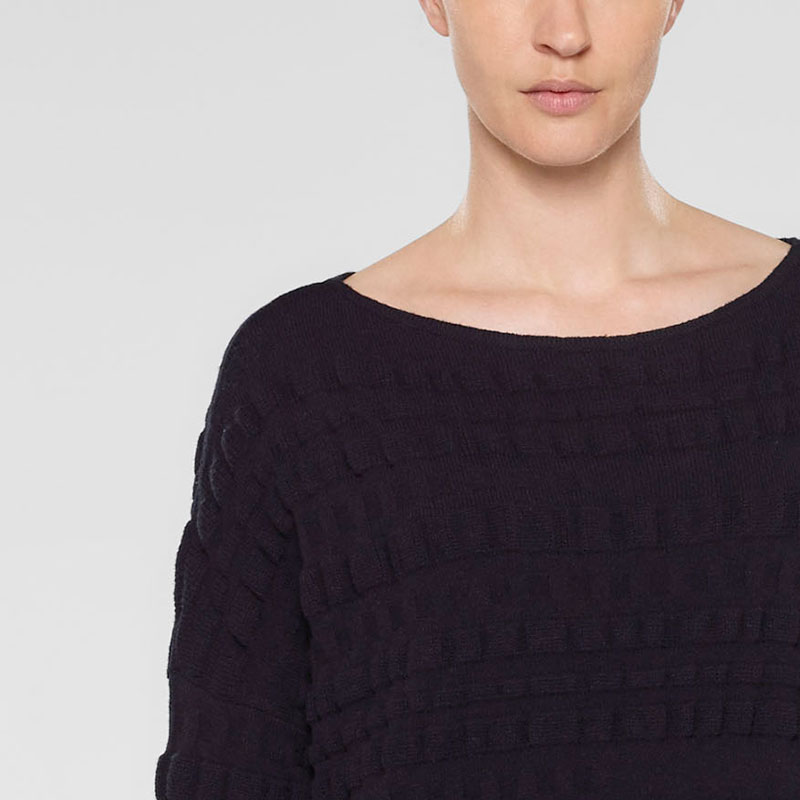 Sarah Pacini Pull long ample De face