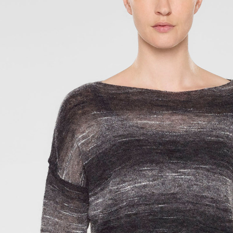 Sarah Pacini Pull court, ample De face