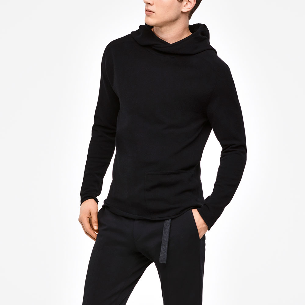 Sarah Pacini PULL URBAIN - CAPUCHE Mixé