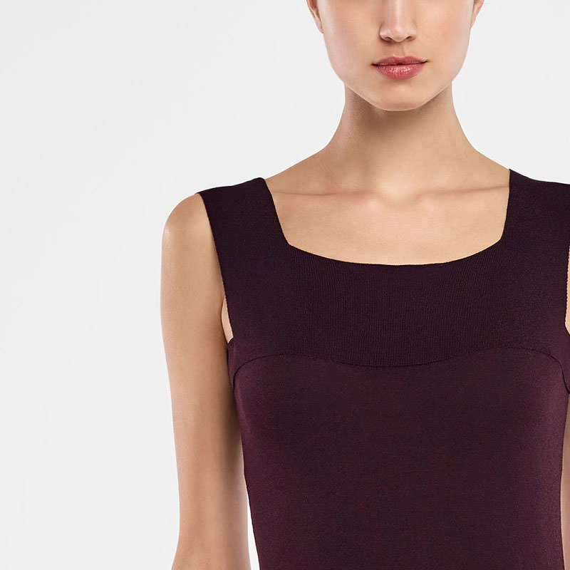 Sarah Pacini ROBE AUX GENOUX - ENCOLURE CARRÉE De face