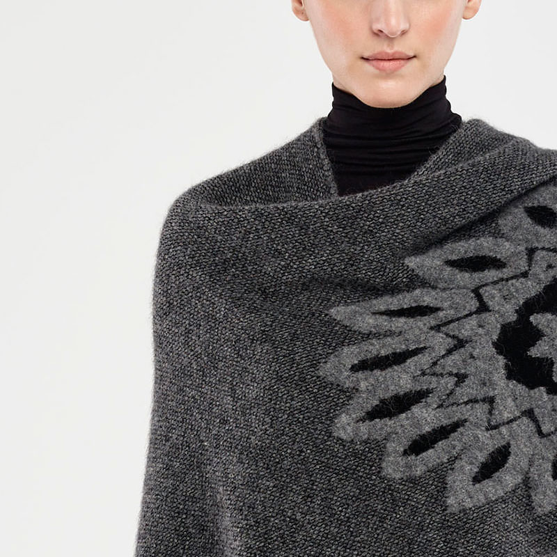 Sarah Pacini CAPE JACQUARD De face
