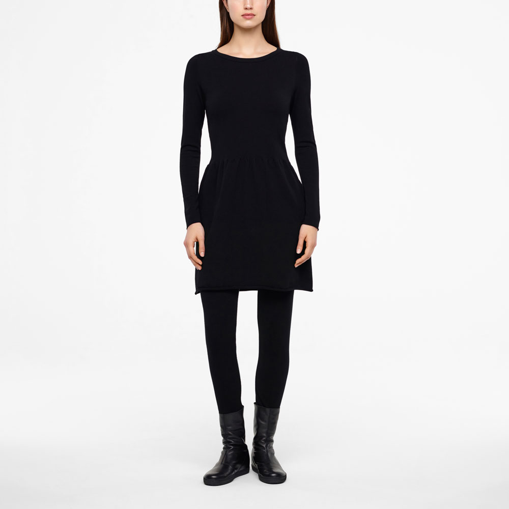Sarah Pacini ROBE AU GENOU De face