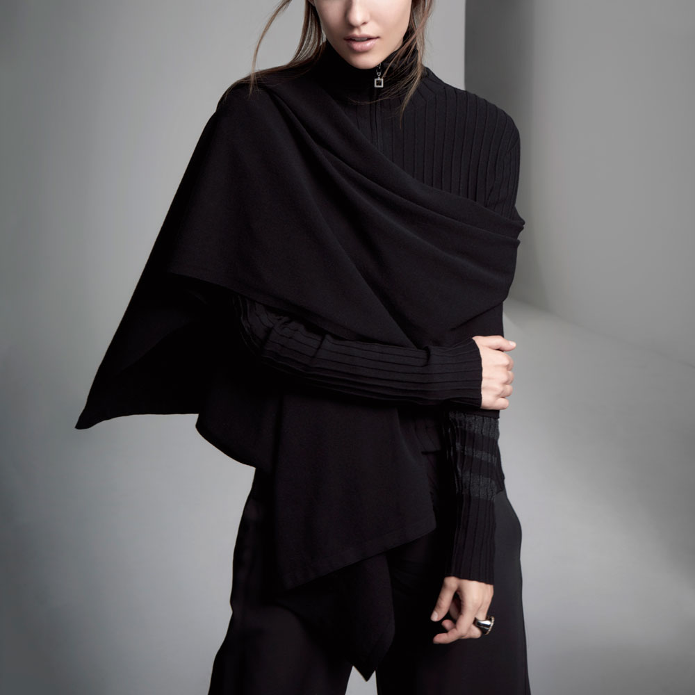 Sarah Pacini Essential scarf Front
