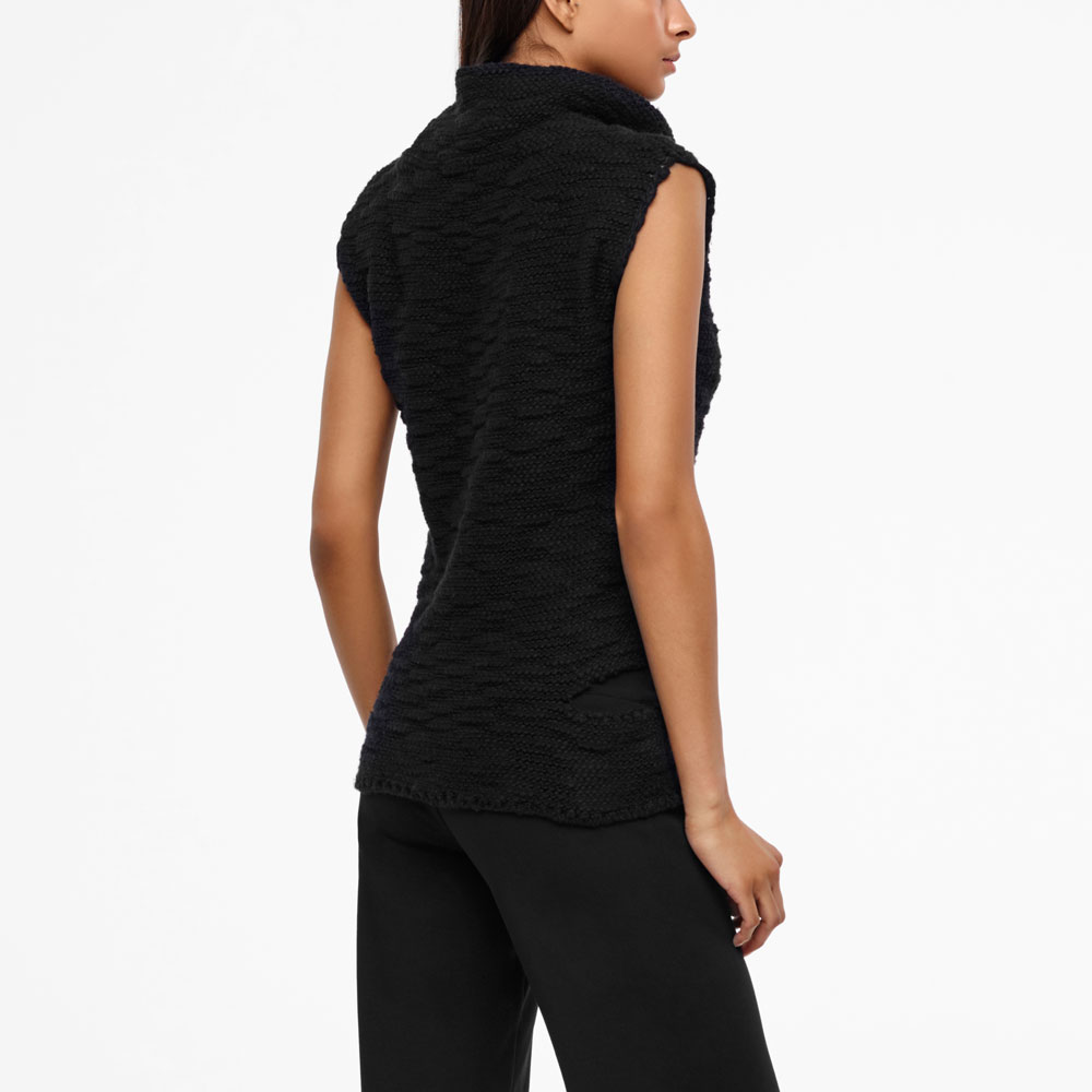 Sarah Pacini SEERSUCKER SWEATER Back view
