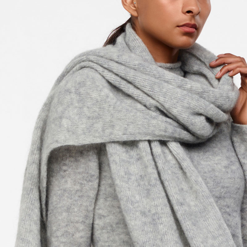 Sarah Pacini ÉCHARPE MOHAIR De face