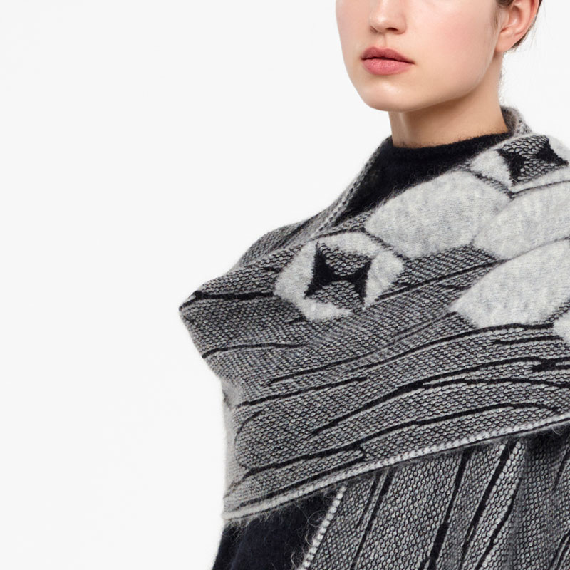 Sarah Pacini ÉCHARPE - JACQUARD De face