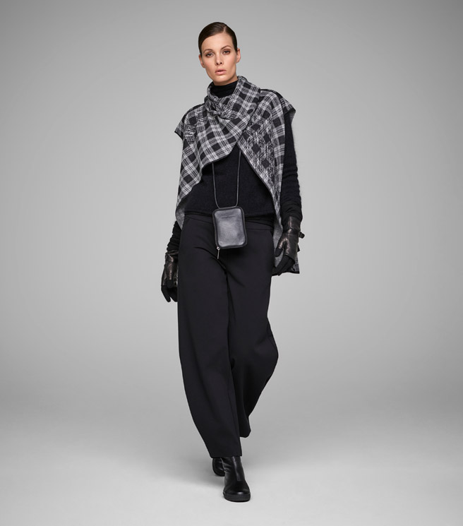 Sarah Pacini LOOK 010