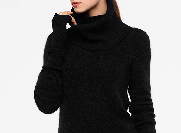 Sarah Pacini Ribbed mittens - front