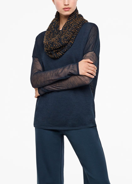 Sarah Pacini Boucle collar - front