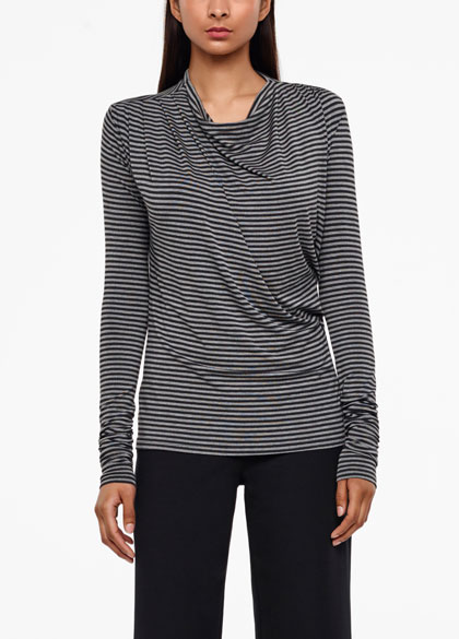 Sarah Pacini Top - gathered details - front