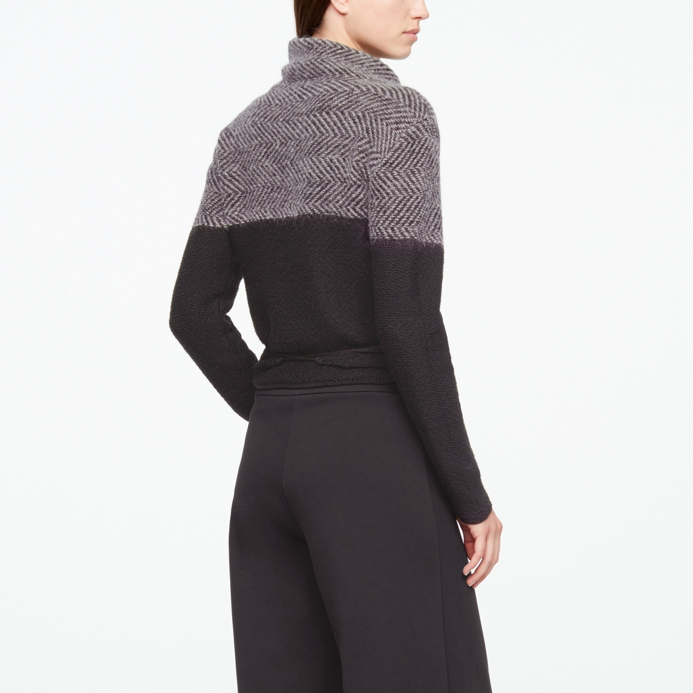 Sarah Pacini PULL COURT - CHEVRONS Derrière