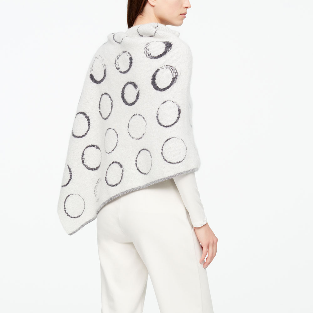 Sarah Pacini PONCHO - CIRCLE MOTIF Back view