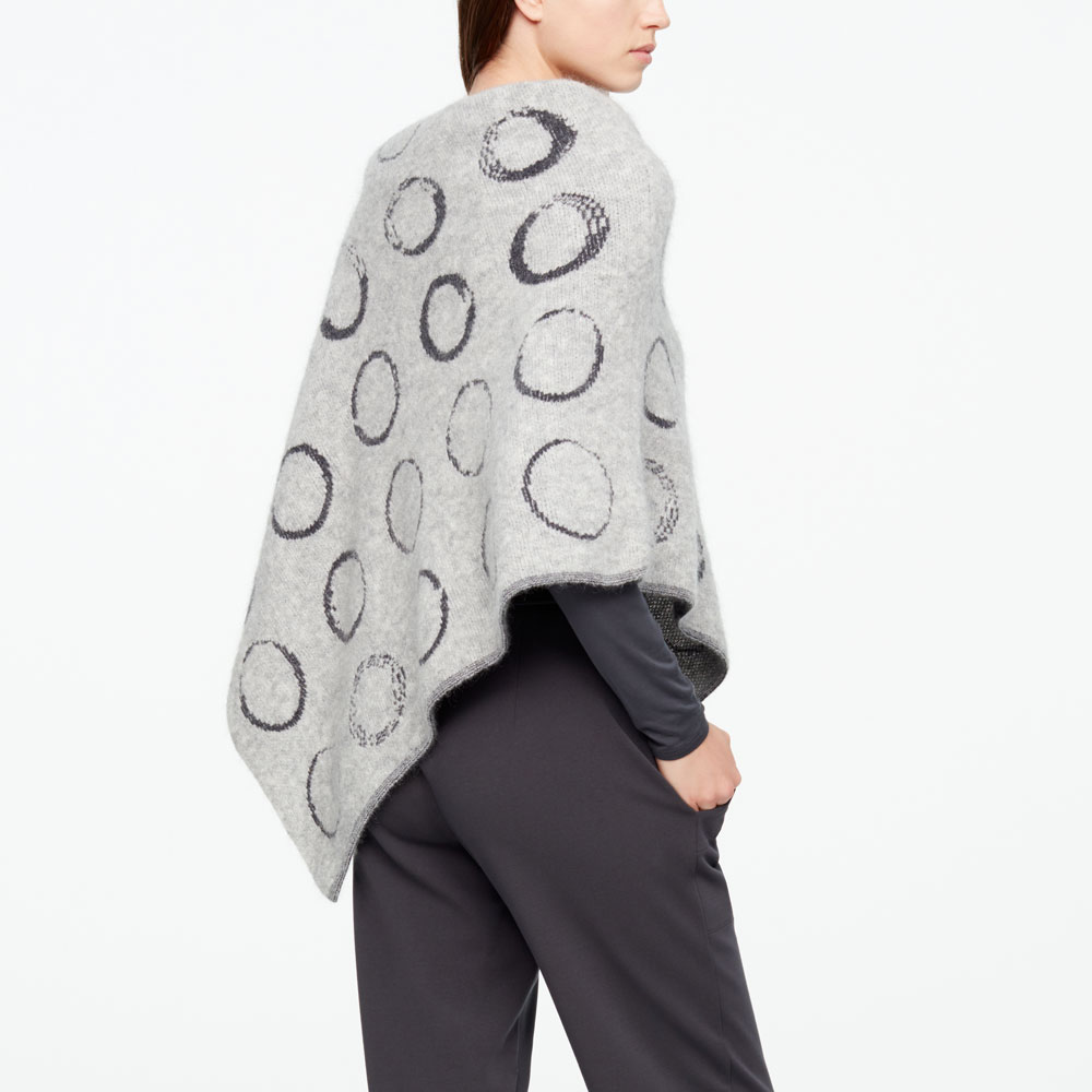 Sarah Pacini PONCHO - CIRKELMOTIEF Achterzijde