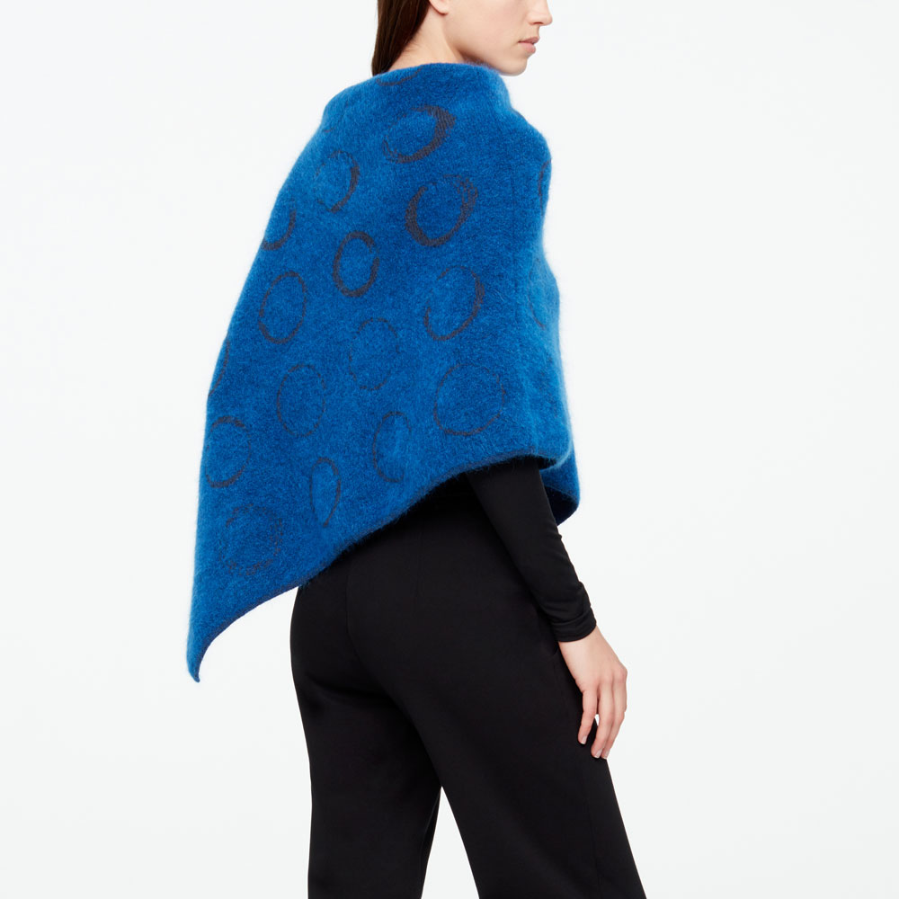 Sarah Pacini PONCHO - CIRCLE MOTIF Back view