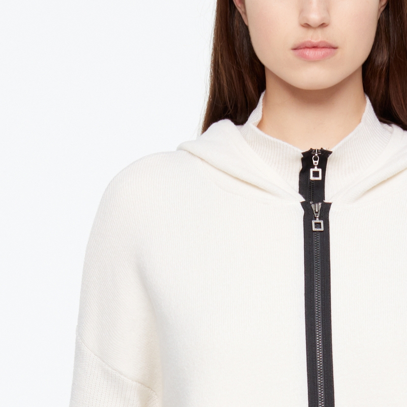 Sarah Pacini BOMBER - MÉRINO De face