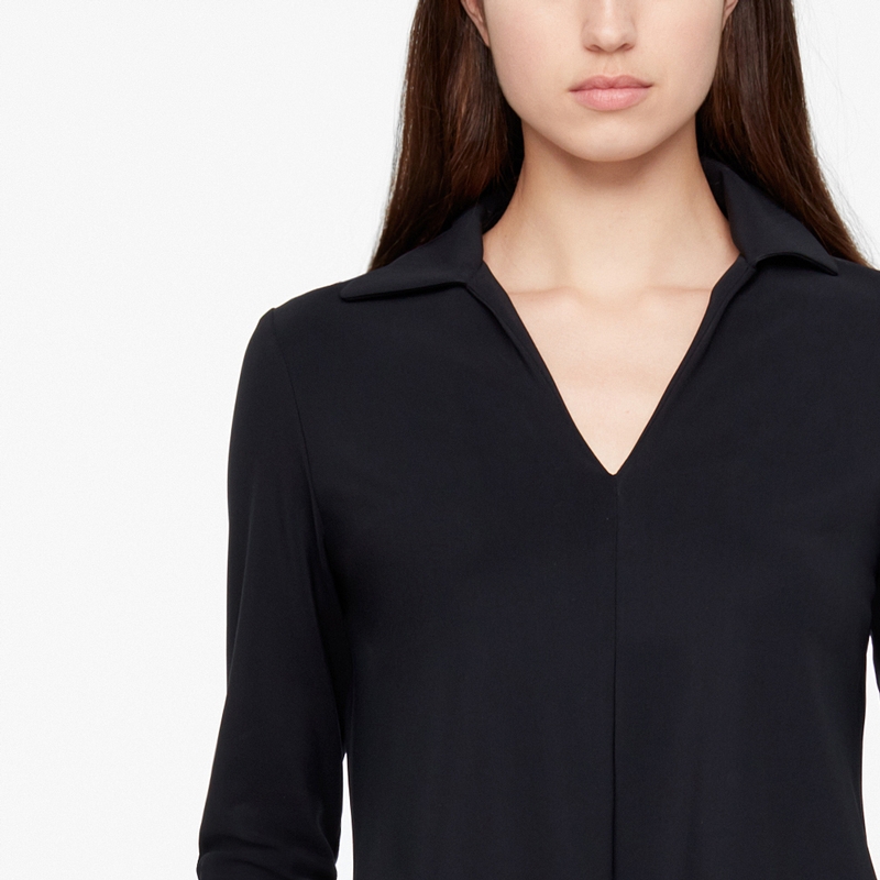 Sarah Pacini ROBE-COL V - MATIÈRE TECHNO De face