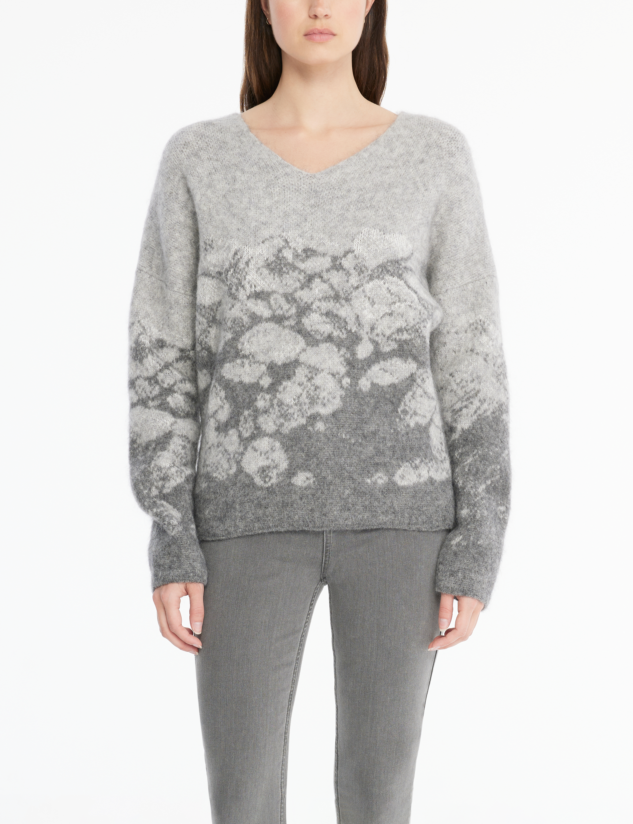 Mixture mohair snowy sweater - v-neck by Sarah Pacini